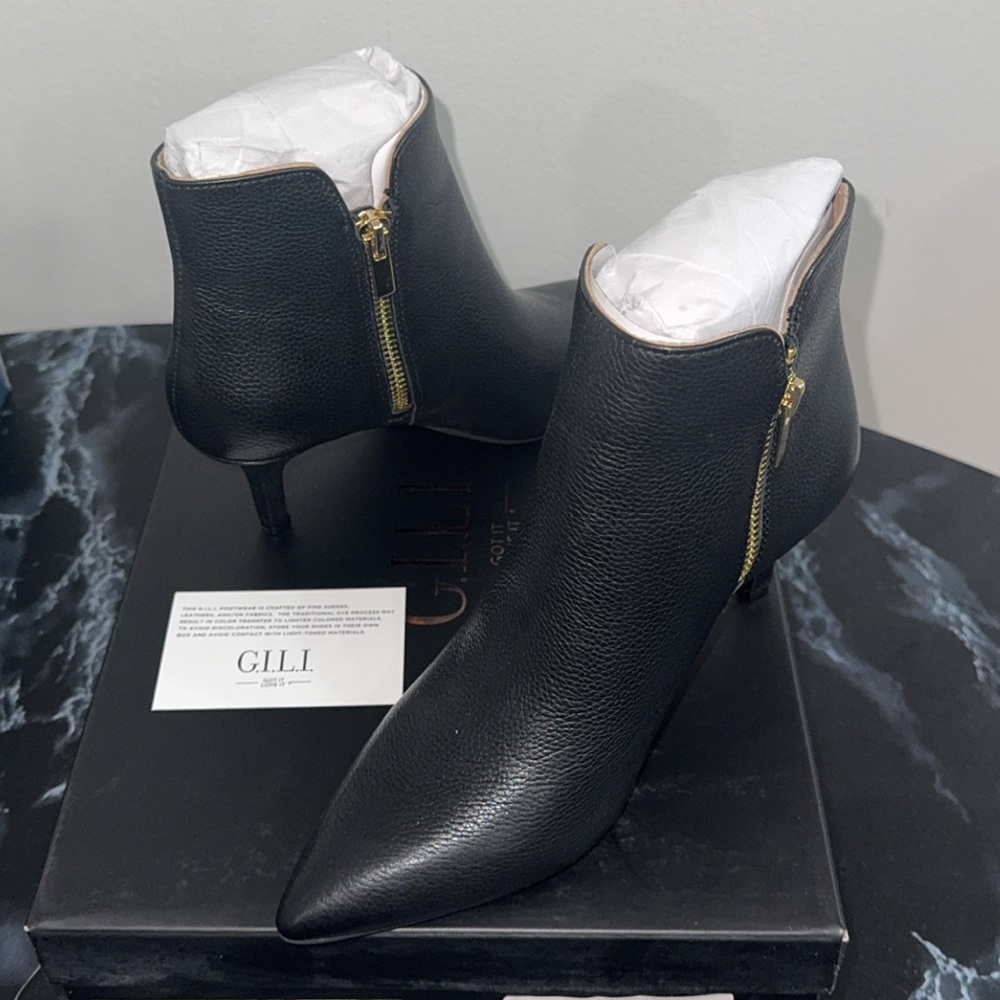 G.l.L.I. Gailee Black Leather Pointed Ankle Booties Short Boots Size 5 AUTHENTIC - Picture 4 of 9